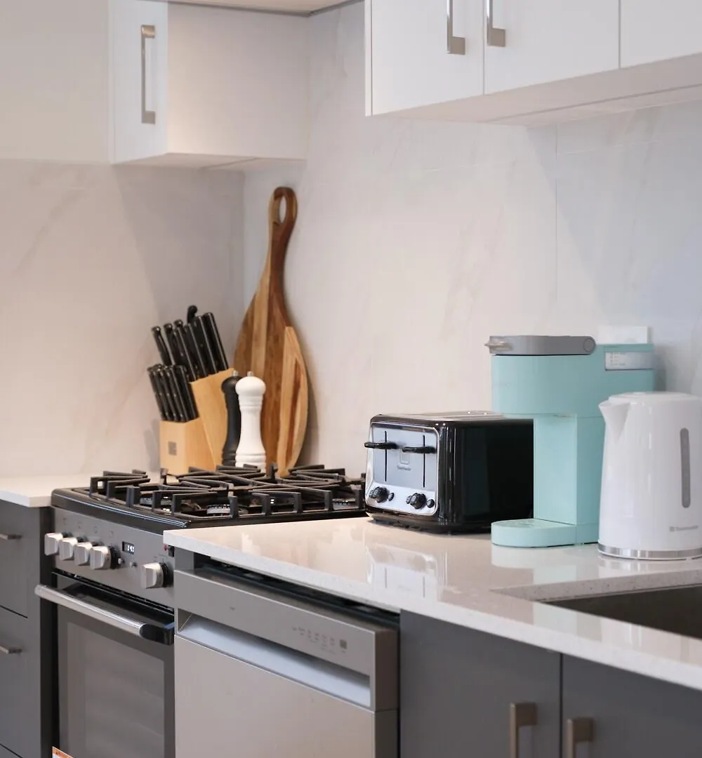 Apartment Brand New Spacious Home In Heart Of Vancouver